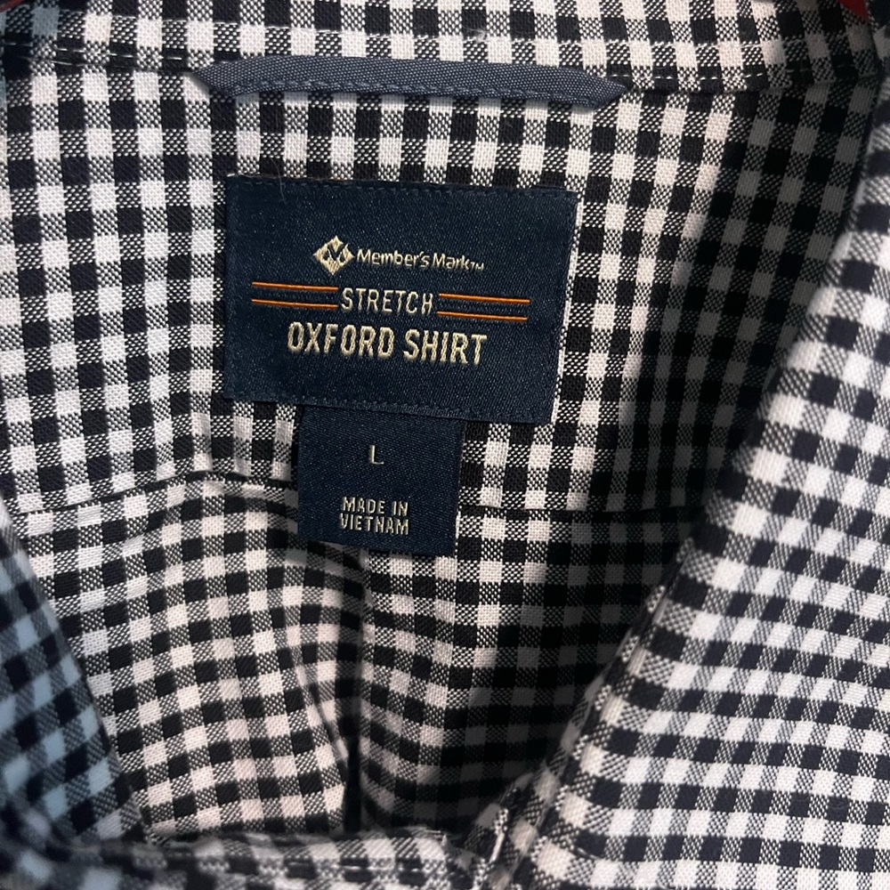 Oxford Size Large Black and White Checkered Button Down Dress Shirt